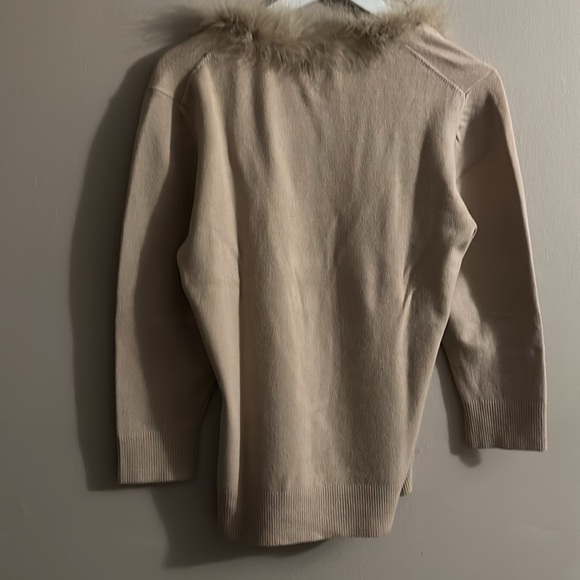 Max Studio - Picture 2 of 8